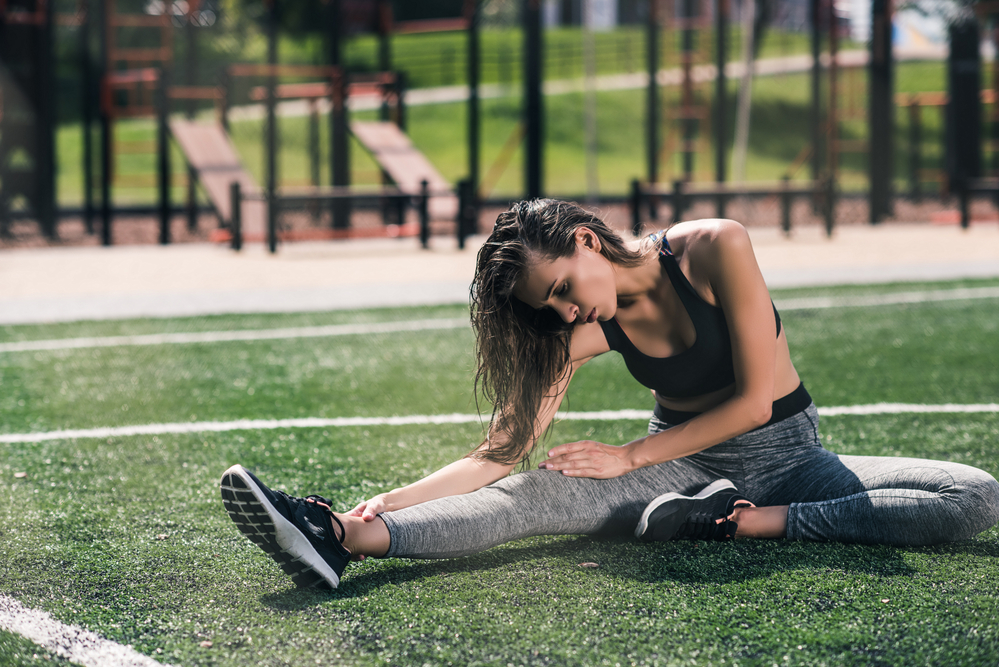 foam rolling and stretching 